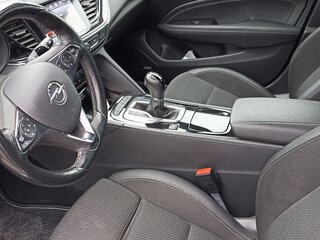 2018 Opel Insignia II, чёрный, 1477344 рублей, вид 3