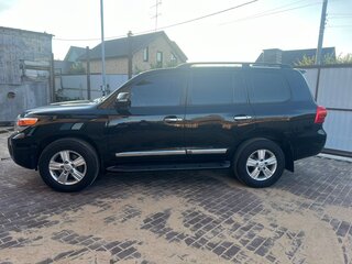 2014 Toyota Land Cruiser 200 Series Рестайлинг 1, чёрный, 4050000 рублей, вид 5