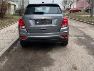 2019 Chevrolet Trax I Рестайлинг, серый, 1181997 рублей, вид 4