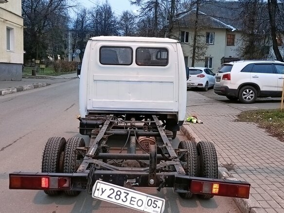 2014 ГАЗ ГАЗель (3302), белый, 1100000 рублей - вид 2
