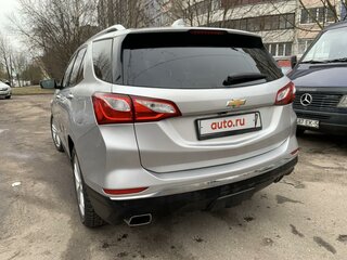 2018 Chevrolet Equinox III, серебристый, 1800000 рублей, вид 3