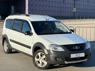 2017 Lada (ВАЗ) Largus I, белый, 997000 рублей, вид 2