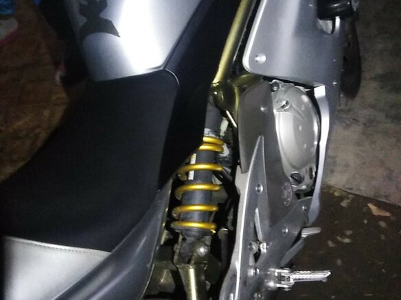 2007 Kawasaki ER-6F (Ninja 650R), серебристый, 380000 рублей - вид 2