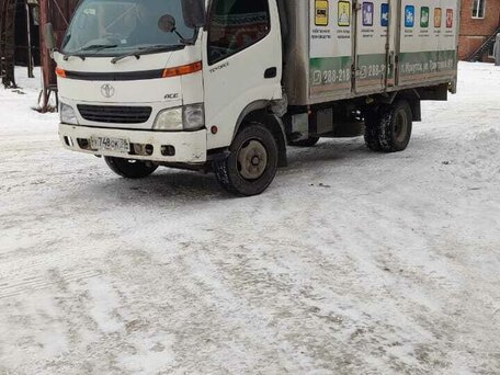 2000 Toyota Dyna, белый, 1500000 рублей, вид 2