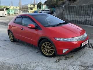 2008 Honda Civic VIII, красный, 1100000 рублей, вид 3