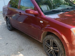 2009 Vortex Estina I, красный, 230000 рублей, вид 2