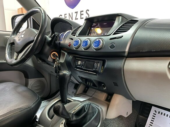 2008 Mitsubishi L200 IV, чёрный - вид 8