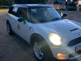 2008 Mini Clubman Cooper S I, белый, 1100000 рублей, вид 2