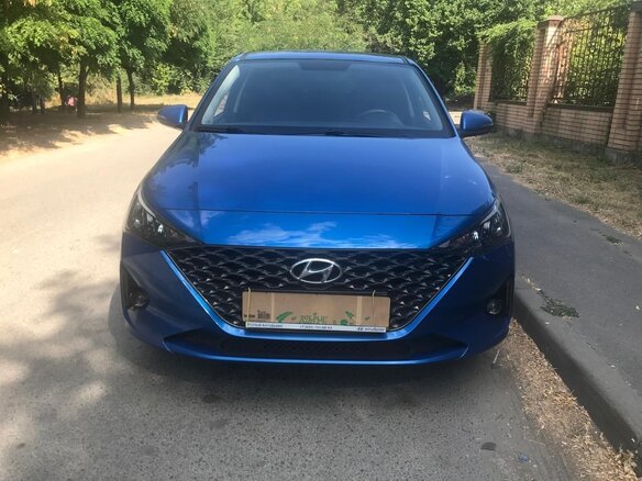 2020 Hyundai Solaris II Рестайлинг, синий, 1850000 рублей - вид 2
