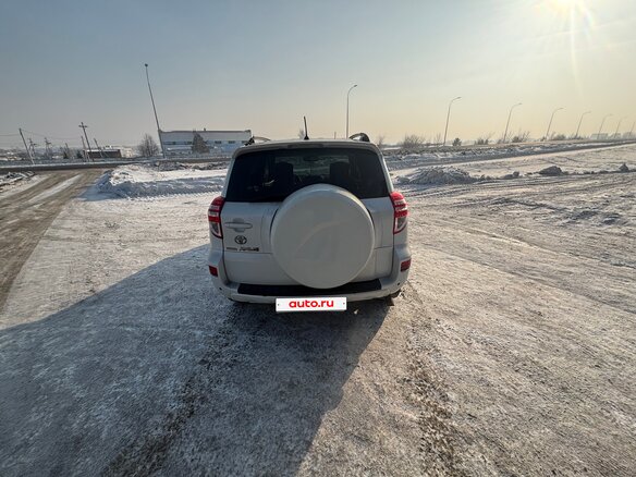 2010 Toyota RAV4 III (XA30) Рестайлинг, белый, 1900000 рублей - вид 2