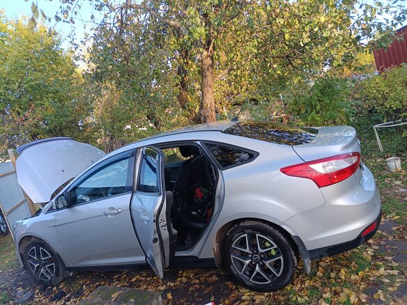 2012 Ford Focus III, серебристый, 780000 рублей - вид 6