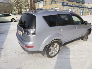 2008 Mitsubishi Outlander II, серебристый, 1050000 рублей, вид 4