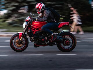 2016 Ducati Monster 1200, красный, 1800000 рублей, вид 1