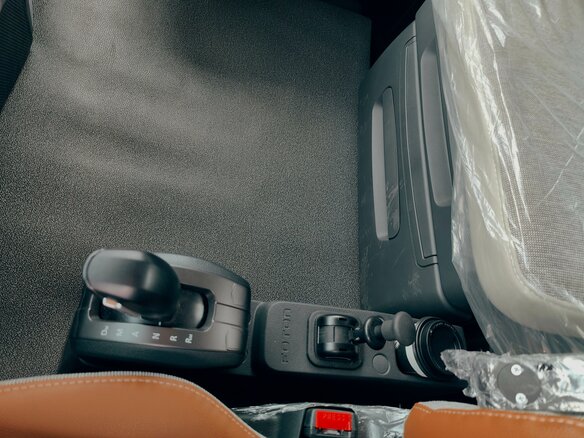 2023 Foton Auman EST A, белый - вид 13