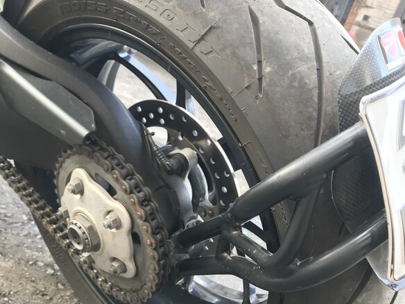 2009 Ducati Monster 1100, чёрный - вид 1