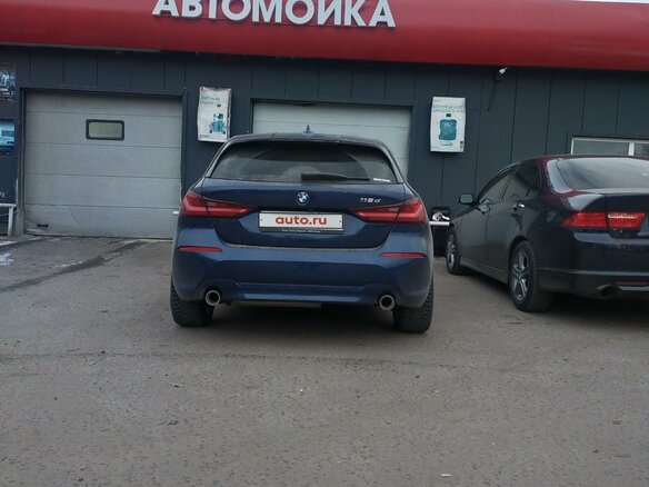2020 BMW 1 серии 118d III (F40), синий, 2900000 рублей - вид 19