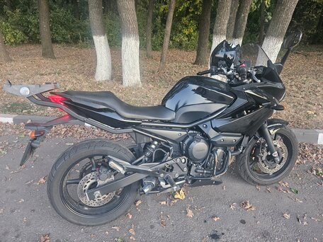 2010 Yamaha XJ6 (FZ6R), чёрный, 450000 рублей, вид 4