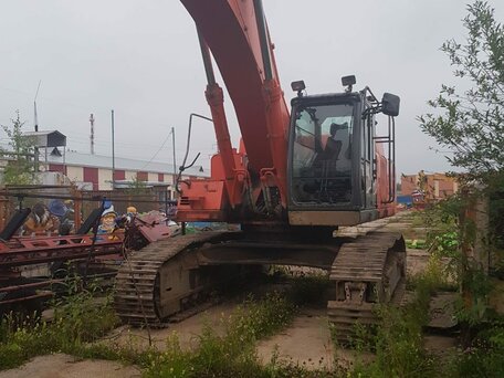 2006 Hitachi Гусеничные, красный, 4000000 рублей, вид 5