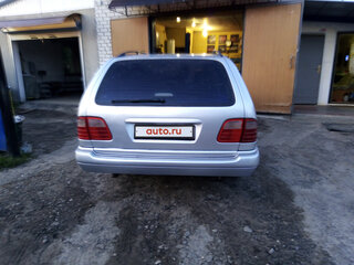 1997 Mercedes-Benz E-Класс 230 II (W210, S210), серебристый, 999000 рублей, вид 4