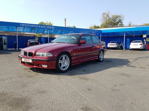 1992 BMW 3 серии 320i III (E36), красный - вид 4