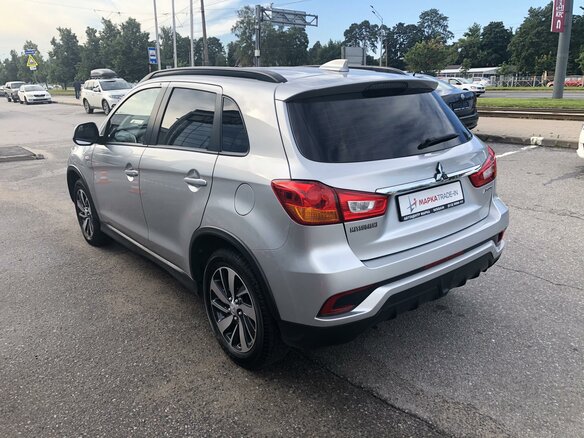 2017 Mitsubishi ASX I Рестайлинг 2, серебристый - вид 2