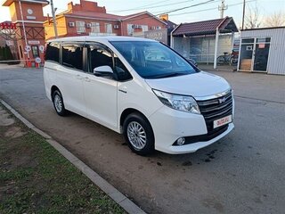 2015 Toyota Noah III (R80), белый, 2100000 рублей, вид 2