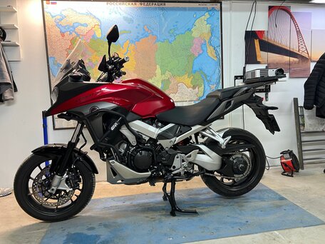 2017 Honda VFR 800X (Crossrunner), красный, 750000 рублей, вид 2