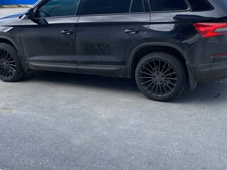 2019 Skoda Kodiaq I, чёрный, 2250000 рублей, вид 4