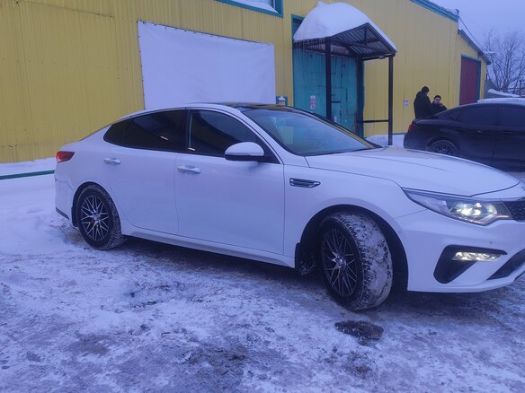 2019 Kia Optima IV Рестайлинг, белый, 2700000 рублей - вид 5