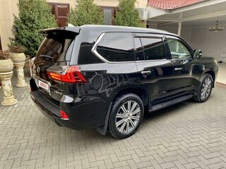 2016 Lexus LX 570 III Рестайлинг 2, чёрный, 6300000 рублей, вид 4