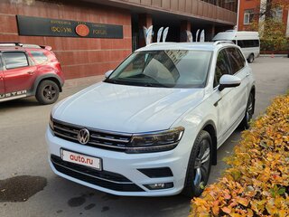 2017 Volkswagen Tiguan II, белый, 2690000 рублей, вид 3