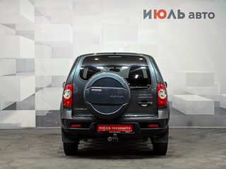 2017 Chevrolet Niva I Рестайлинг, зелёный, 749000 рублей, вид 5