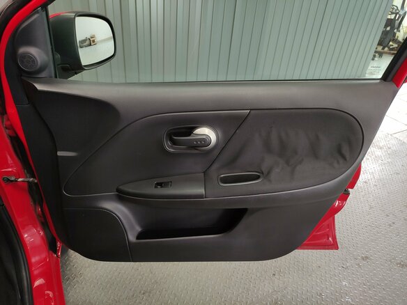 2009 Nissan Note I Рестайлинг, красный - вид 15