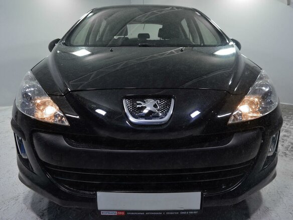 2011 Peugeot 308 I, чёрный - вид 1