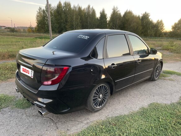 2020 Lada (ВАЗ) Granta I Рестайлинг, чёрный, 700000 рублей - вид 4