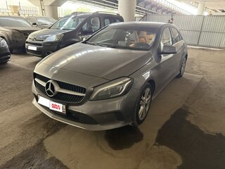 2015 Mercedes-Benz A-Класс 180 III (W176), серый, 1083000 рублей, вид 2