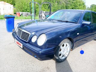 1999 Mercedes-Benz E-Класс 240 II (W210, S210), синий, 550000 рублей, вид 4