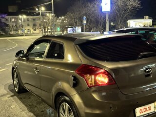 2008 Kia Ceed I, бежевый, 750000 рублей, вид 3