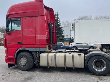 2010 DAF XF 105, красный, 1630000 рублей, вид 4