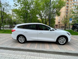 2019 Ford Focus IV, белый, 1450000 рублей, вид 3