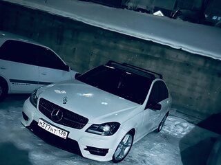 2011 Mercedes-Benz C-Класс 180 BlueEFFICIENCY III (W204) Рестайлинг, белый, 1700000 рублей, вид 4