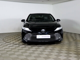 2020 Toyota Camry VIII (XV70), чёрный, 2649990 рублей, вид 2