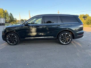 2022 Lincoln Aviator II, синий, 5800000 рублей, вид 5