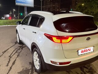 2017 Kia Sportage IV, белый, 1950000 рублей, вид 5