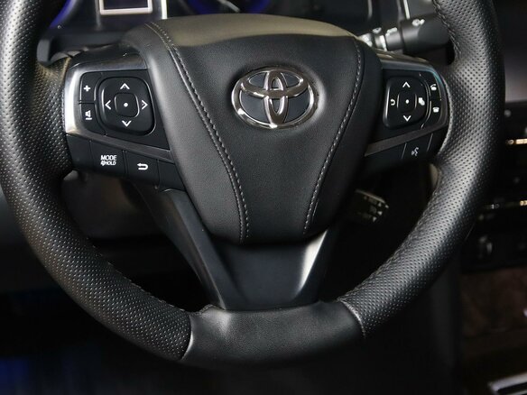 2017 Toyota Camry VII (XV50) Рестайлинг, чёрный, 1849000 рублей - вид 12