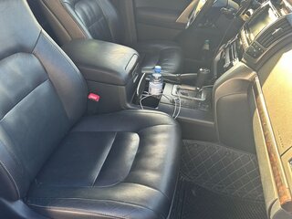 2014 Toyota Land Cruiser 200 Series Рестайлинг 1, серебристый, 4990000 рублей, вид 3