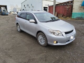 2006 Toyota Corolla Fielder X (E140, E150), серебристый, 750000 рублей, вид 4