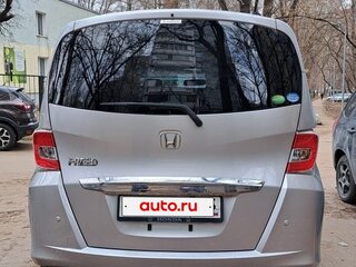 2014 Honda Freed I Рестайлинг 2, серый, 1398000 рублей, вид 3