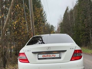 2010 Mercedes-Benz C-Класс 180 BlueEFFICIENCY III (W204), белый, 680000 рублей, вид 4
