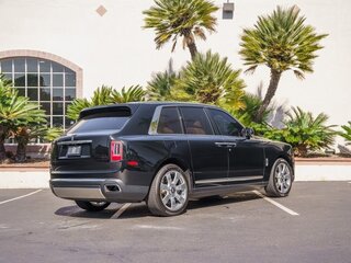 2021 Rolls-Royce Cullinan I (Series I), чёрный, 26500000 рублей, вид 5